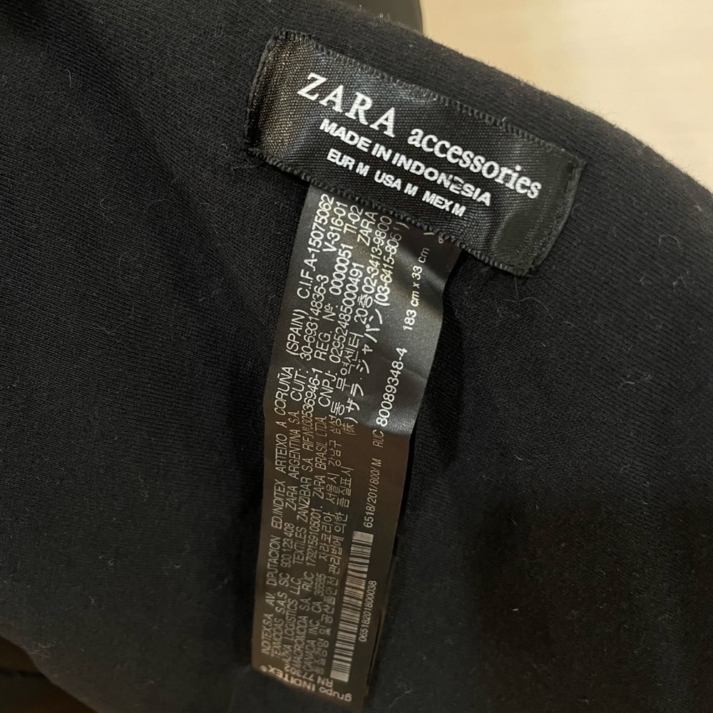 Zara Black Puffer Wrap Jacket - Picture 4 of 5